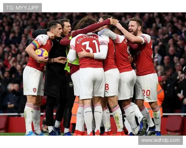 巴塞罗那俱乐部高层密会探讨球队未来引援计划与主帅续约进展