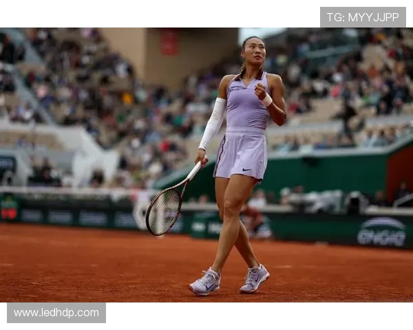 2025年网球大师赛最新动态：顶级选手赛场激烈争夺，谁将夺得冠军