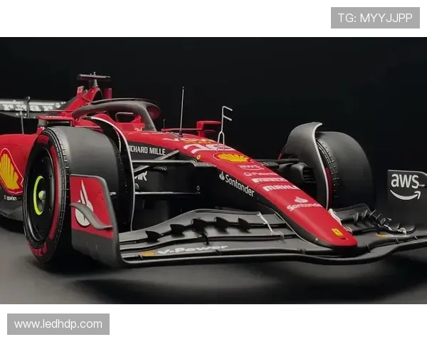 F1赛季激战升级 法拉利与梅赛德斯争夺冠军宝座再度加剧