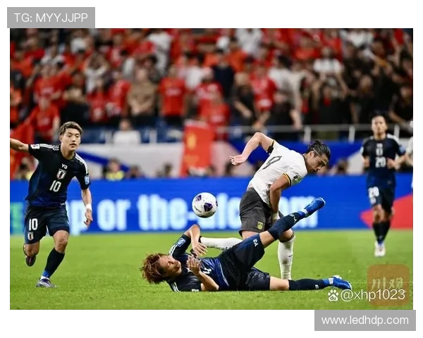 世界杯预选赛激烈角逐 中国男足迎战韩国力争晋级2026年世界杯