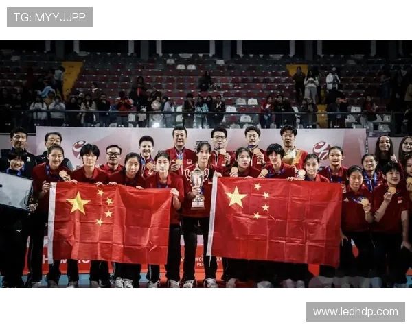中国队逆转夺冠创造历史 新星闪耀赛场点燃全国激情