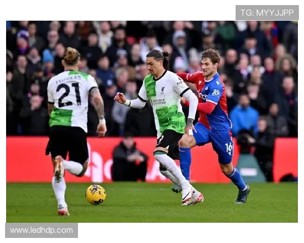 水晶宫俱乐部崛起之路:重塑英超中游强队的成功秘诀与挑战