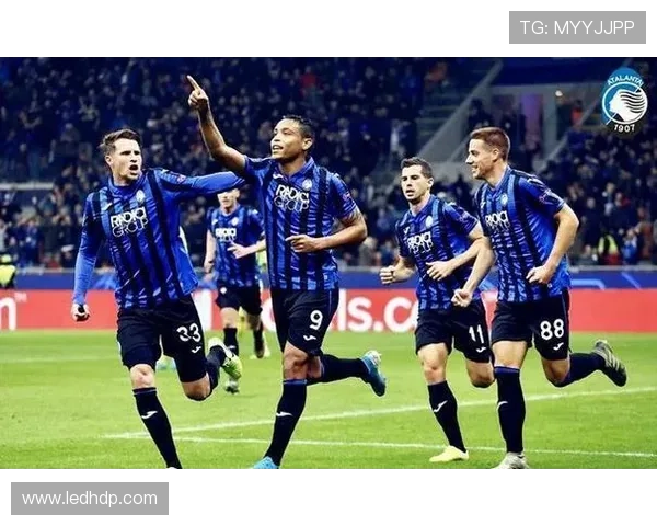 罗马俱乐部发布最新动态:球队战术调整与未来发展计划揭秘 罗马俱乐部发布最新动态:球队战术调整与未来发展计划揭秘