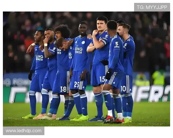 诺丁汉森林俱乐部迎来新赛季挑战 多名新援加入增强实力