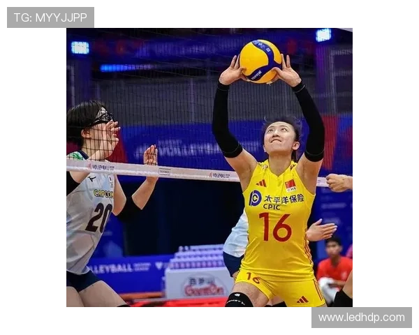 中国女排逆袭强敌锁定东京奥运资格,展现实力冲击冠军梦想 中国女排逆袭强敌锁定东京奥运资格,展现实力冲击冠军梦想