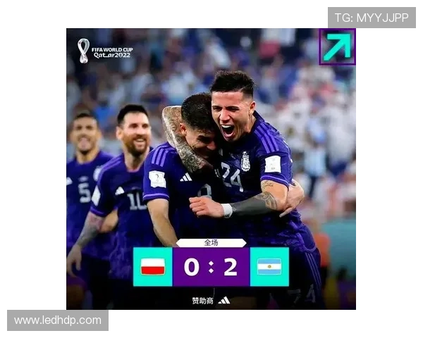 世界杯预选赛激战正酣 多国球队争夺入场券战况激烈 世界杯预选赛激战正酣 多国球队争夺入场券战况激烈