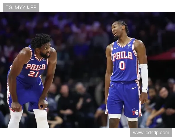 公牛队迎来新赛季挑战 球员阵容调整备战季前赛 公牛队迎来新赛季挑战 球员阵容调整备战季前赛