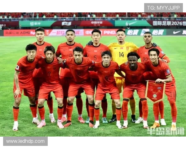 国足世预赛关键战来临新帅首秀引发球迷高度关注与期待全面升级备战 国足世预赛关键战来临新帅首秀引发球迷高度关注与期待全面升级备战