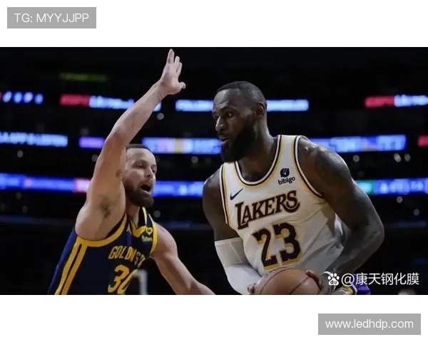 湖人逆转勇士上演惊魂绝杀再掀新赛季联盟巅峰对决焦点大战之夜冲击 湖人逆转勇士上演惊魂绝杀再掀新赛季联盟巅峰对决焦点大战之夜冲击